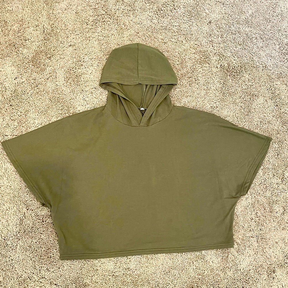 Army Green cropped hoodie t shirt